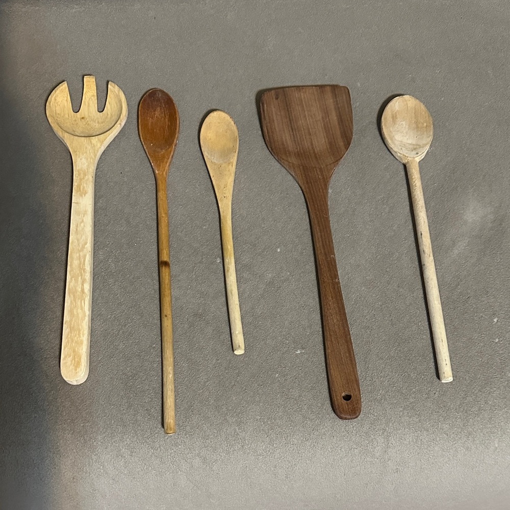 Vintage Wooden Utensil Set for Home Dining